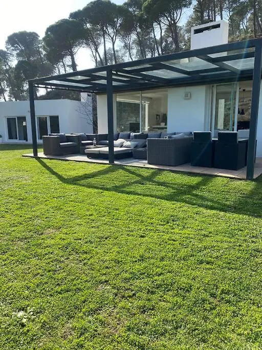 Villa Casa Y Loft Minimalista, Jardin Y Parking Privado Gerona